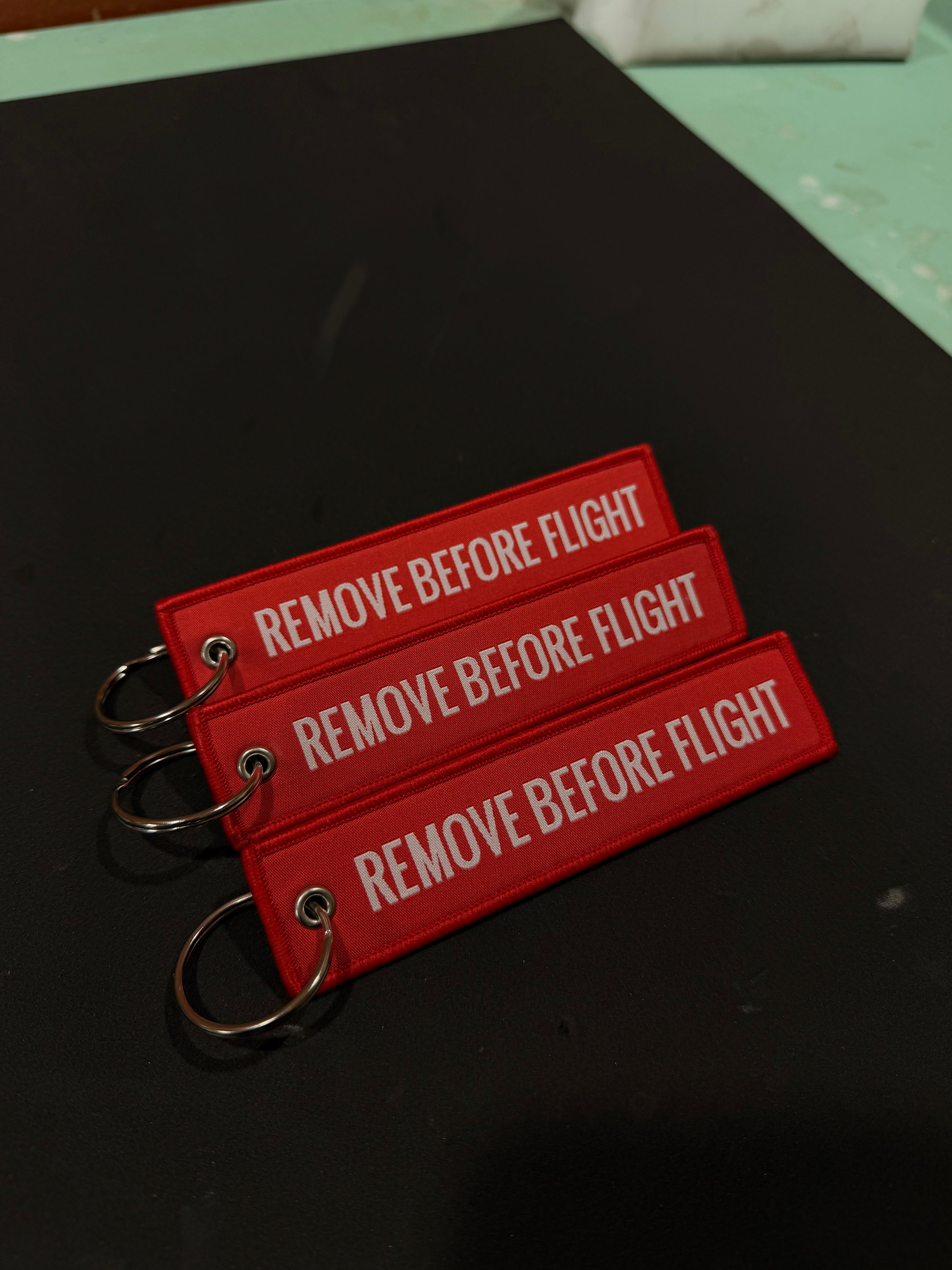 REMOVE BEFORE FLIGHT JET TAG